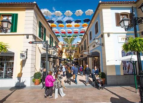 mcarthurglen outlet malaga.